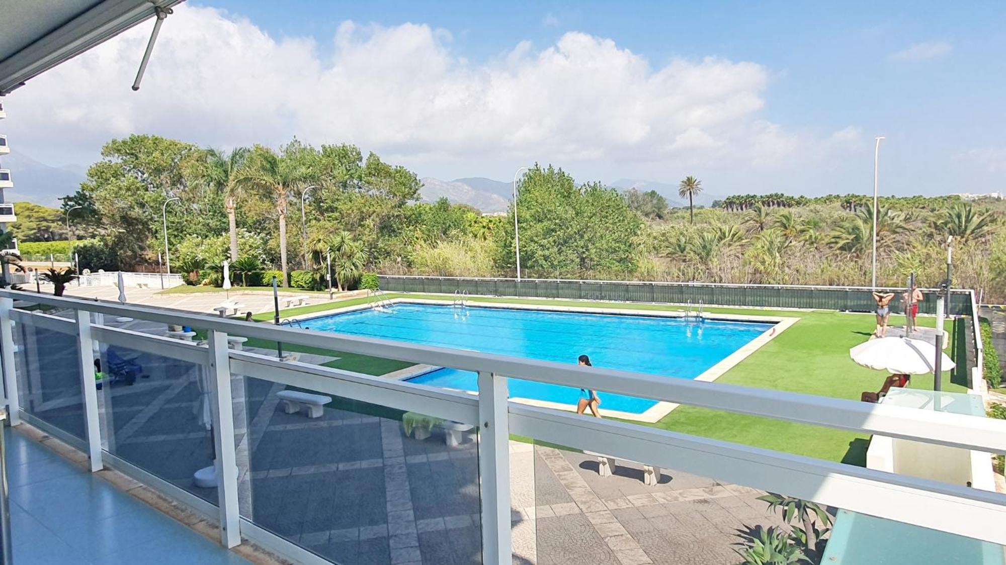 Appartamento AIGUA BLAVA Primera línea - Alquiler solo familias Playa de Gandia Esterno foto