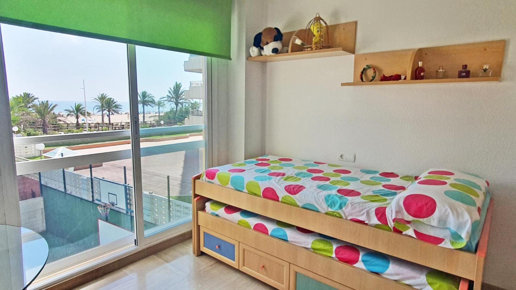 AIGUA BLAVA Primera línea - Alquiler solo familias Playa de Gandia Esterno foto