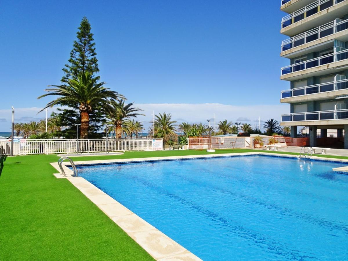 Appartamento AIGUA BLAVA Primera línea - Alquiler solo familias Playa de Gandia Esterno foto